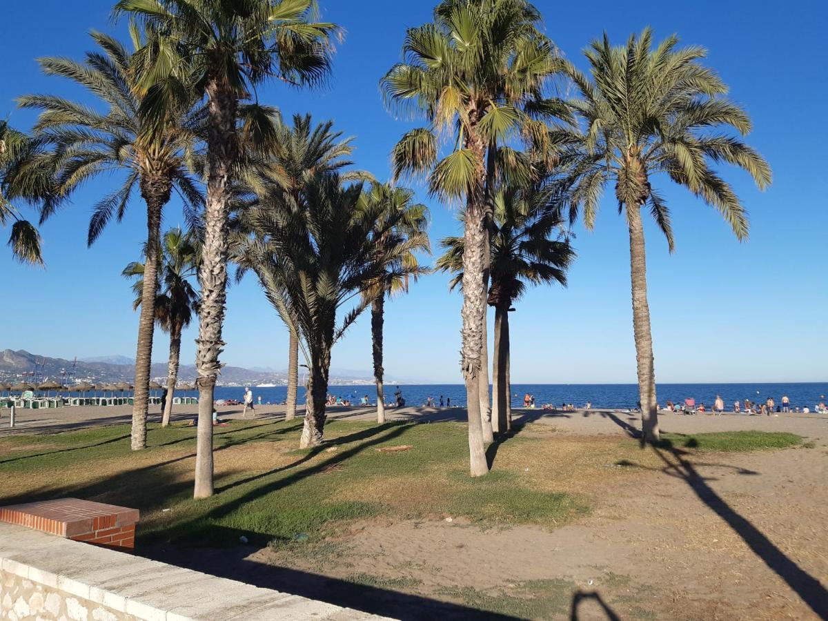 Apartamento Eursu Playa Málaga Esterno foto